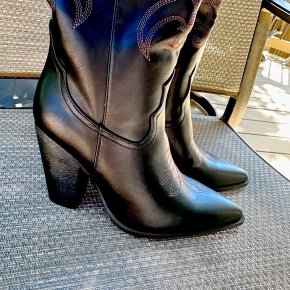 Country Western Boot - Picture 5 of 6